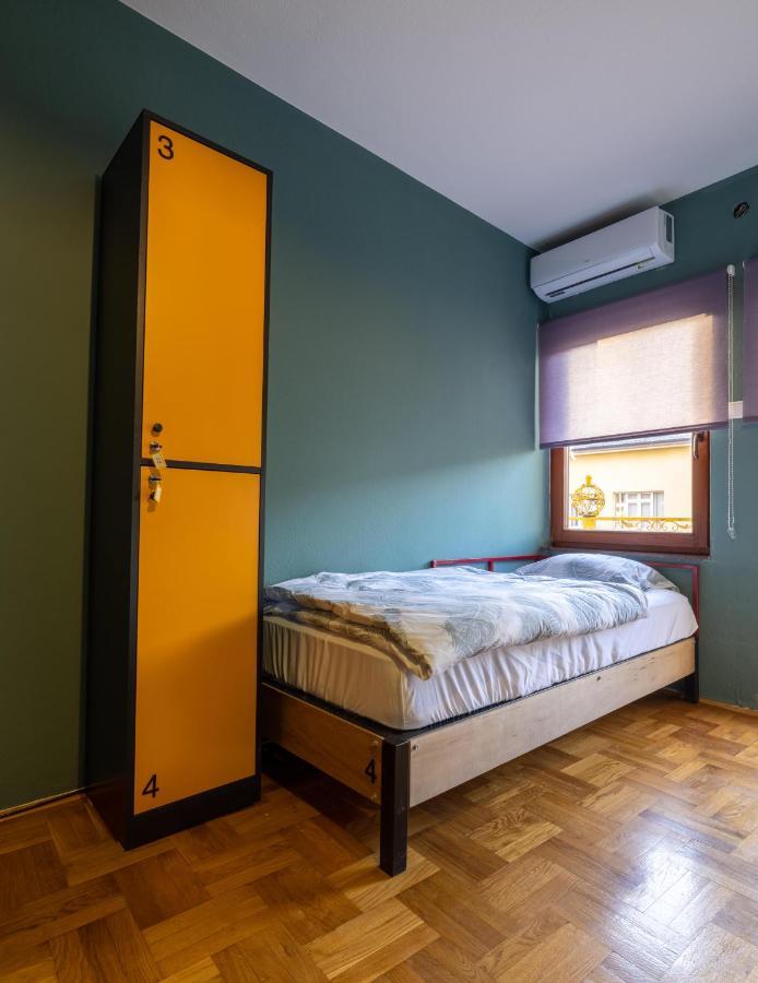 Hostel Prishtina Backpackers Pristina Kültér fotó