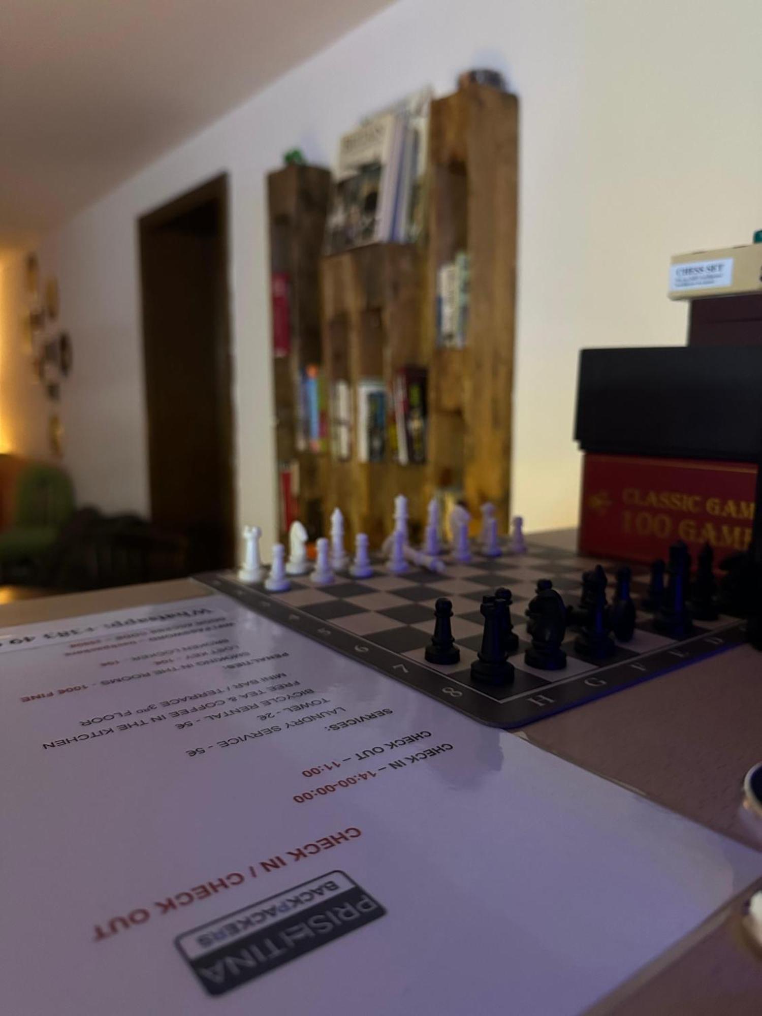 Hostel Prishtina Backpackers Pristina Kültér fotó